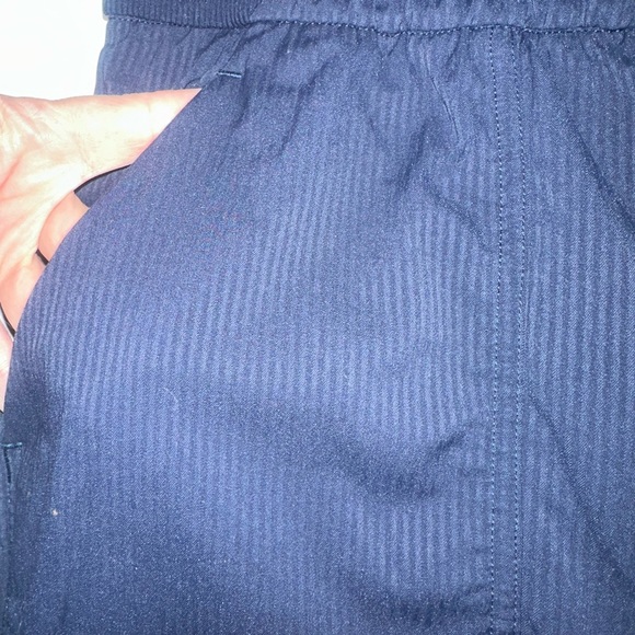 lululemon dance studio jogger crop 25” sz 4 - Picture 9 of 11